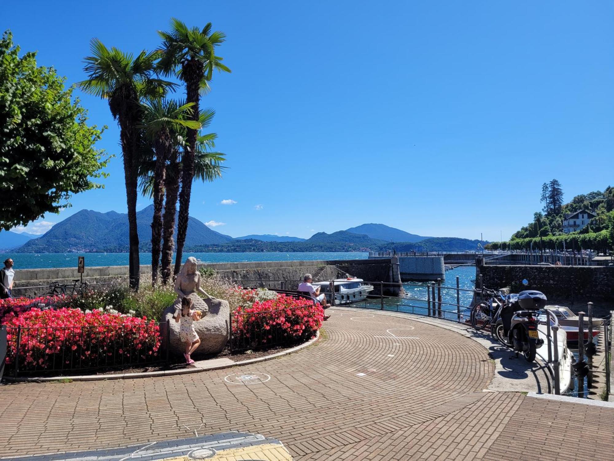 Al Dolce Vita Stresa Luaran gambar