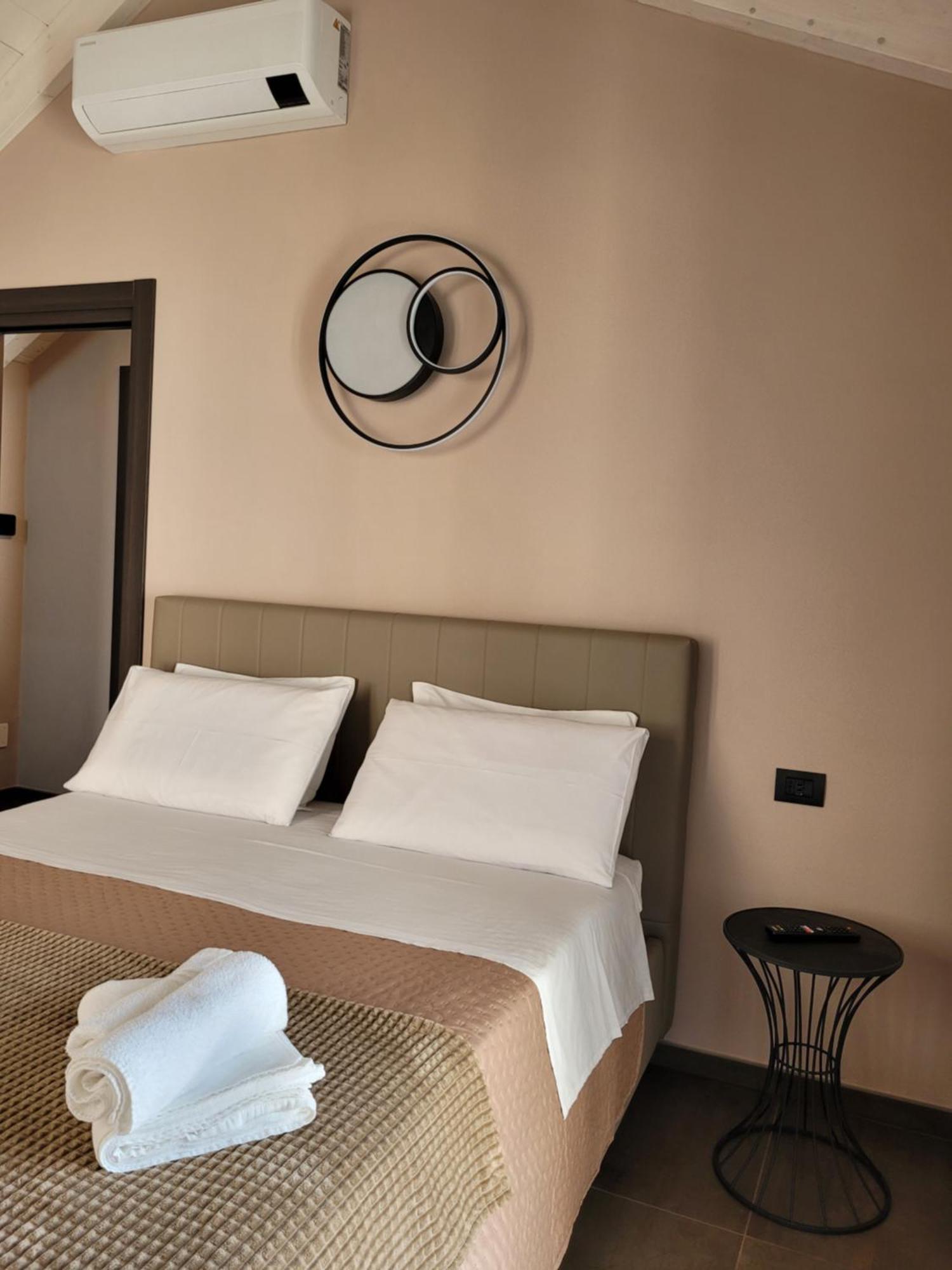 Al Dolce Vita Stresa Luaran gambar